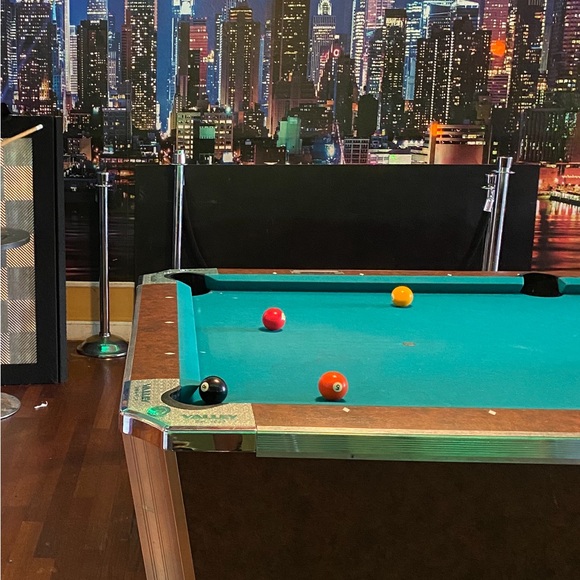 Meet your Posher, Tom - Picture 2 of 4